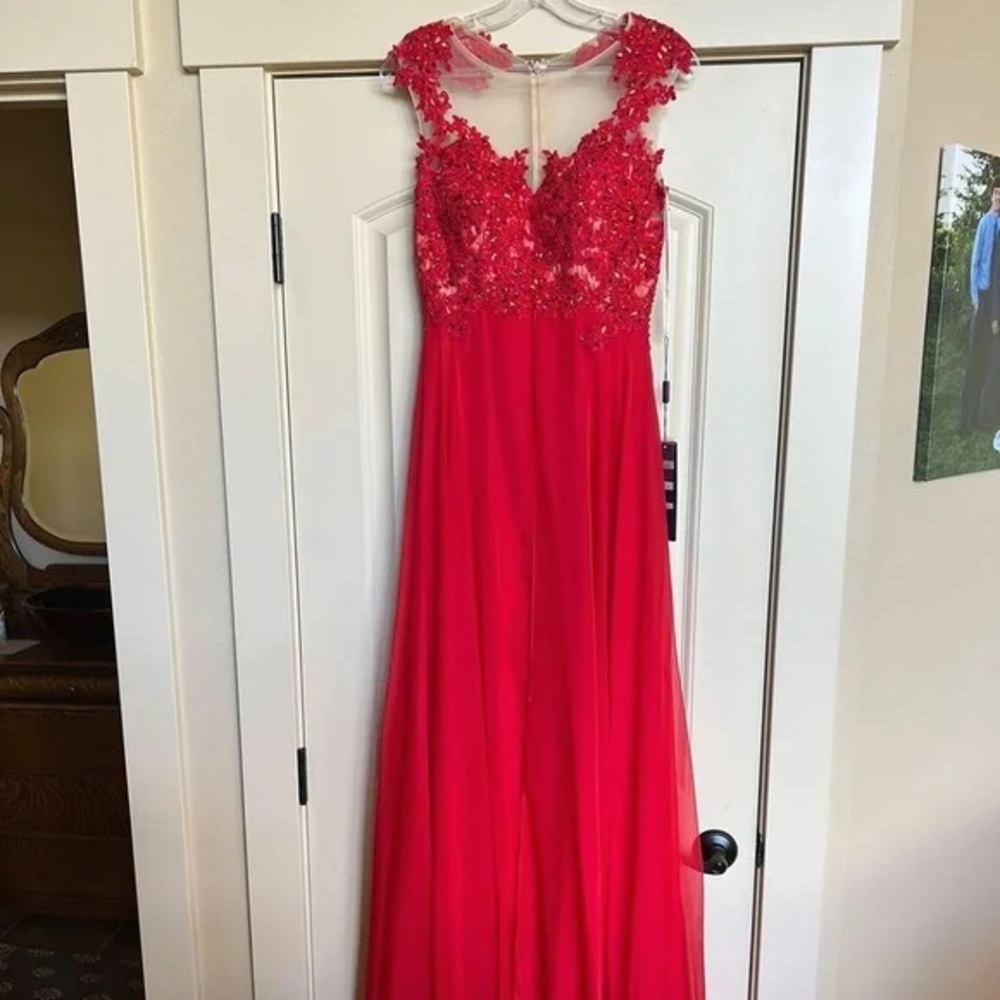 Dress Cinderella size 4 , used like new